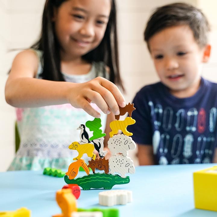 Actual product image Haba Animaux's pyramid (Multilingual)