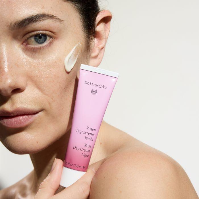 Image du produit Dr. Hauschka Limited Edition - Rosen Tagescreme Leicht (30 ml, Crème de jour)