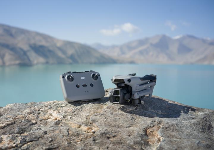 Actual product image DJI Air 3s RC-N3 (45 min, 724 g, 50 Mpx)