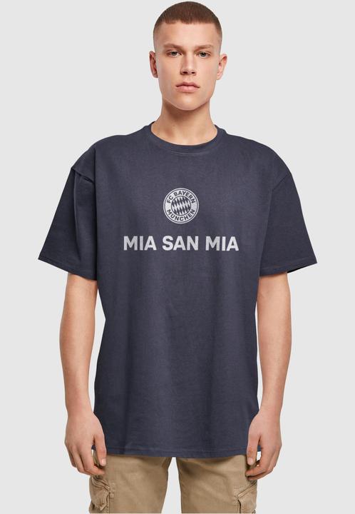 Actual product image FC Bayern München Mia San Mia Logo Heavy Oversized Tee - 115331 (XL)