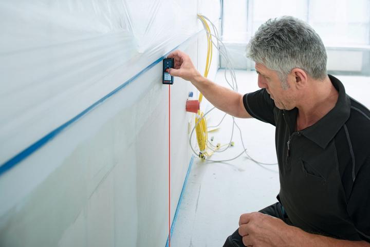 Immagine prodotto Bosch Professional GLM40 UE (Alba esclusa) (0.15 m, 635 nm)