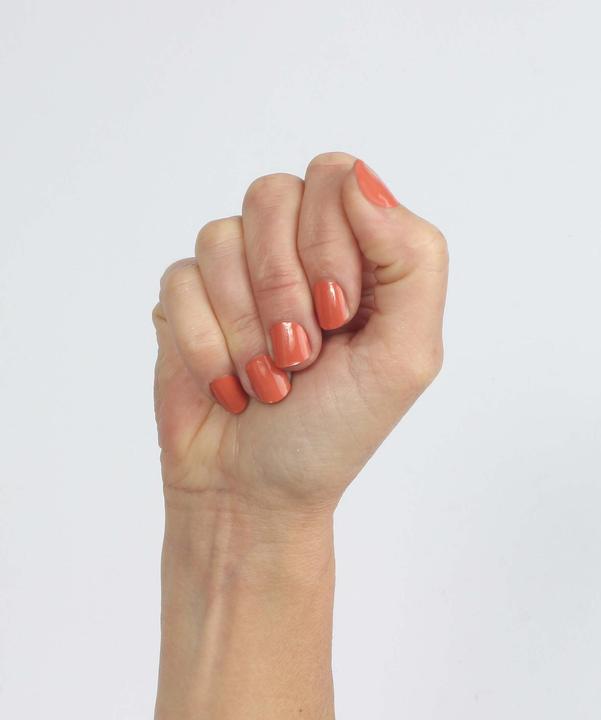Actual product image Vargu solid statement (Creamy Red Beauty)