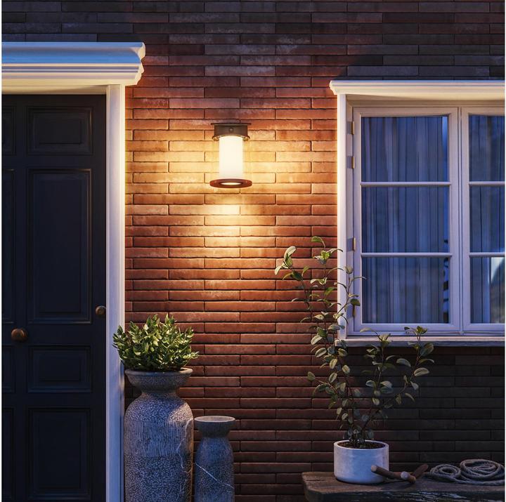 Actual product image Philips Lighting Juda 929004633201 Solar-Aussenwandleuchte 3.2 W Warmweiss Schwa (470 lm, IP44)