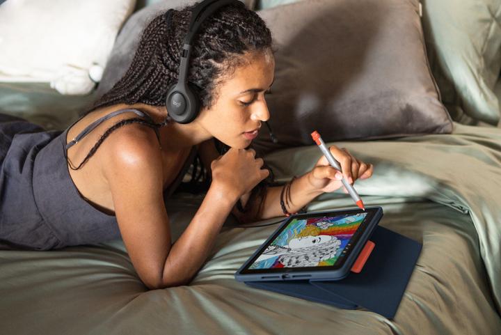 Actual product image Logitech Rugged Combo 3 Touch (DE, iPad 2020 (8. Gen), iPad 2021 (9th Gen), iPad 2019 (7th gene))