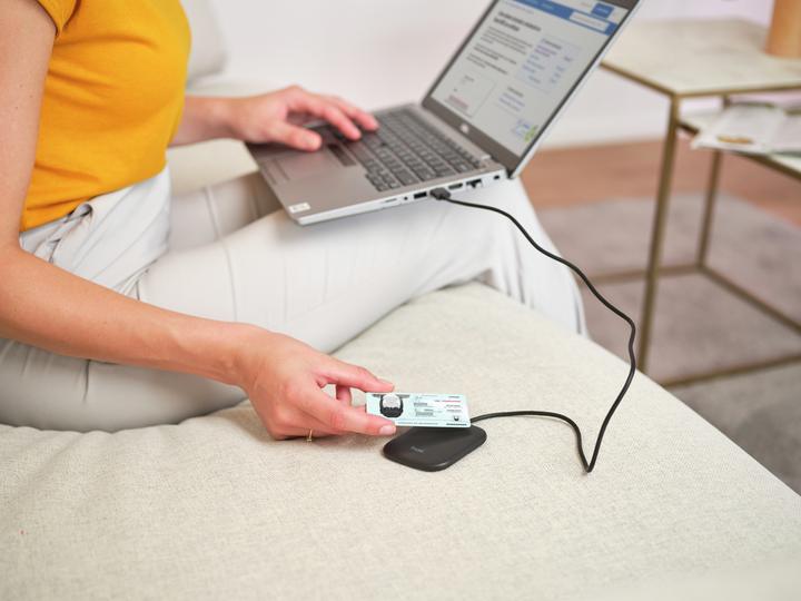 Actual product image Trust Ceto Contactless Smartcard (USB 2.0)