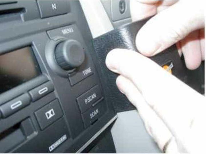 Image du produit Brodit 852871 Support voiture Audi A4 Avant 02-07