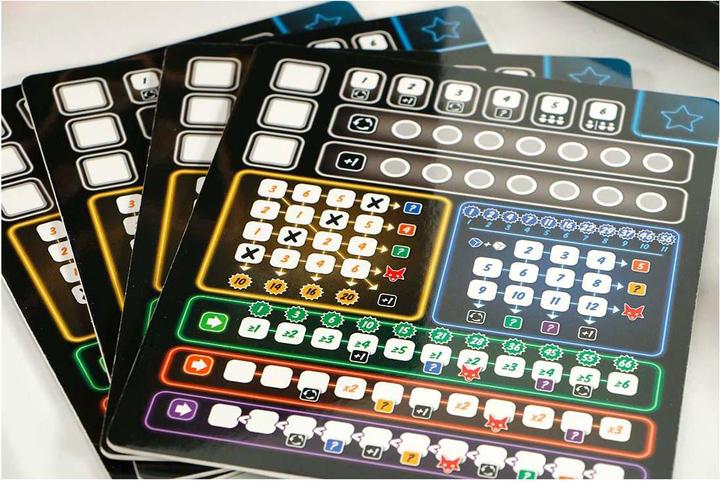 Actual product image 999Games Spel Clever Deluxe