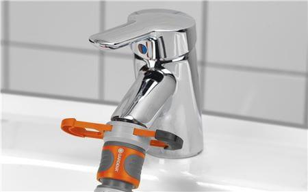 Produktbild Gardena Adapter für Indoor-Wasserhähne (Adapter für Indoor Wasserhähne, Hahnanschluss, 22 mm)