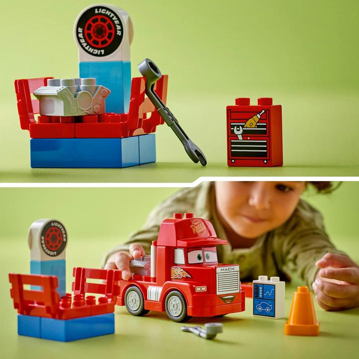 Image du produit LEGO Mack pendant la course (10417)