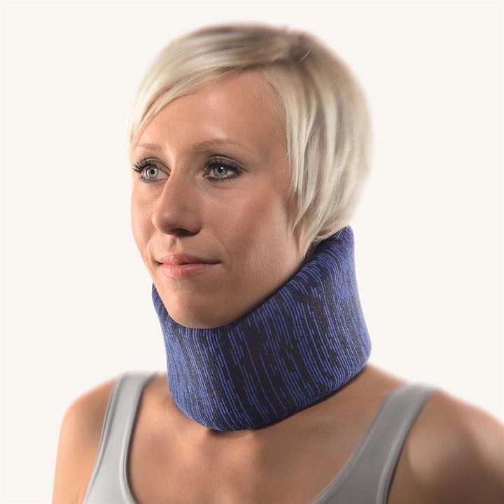 Produktbild Bort Medical Cervicalstütze eco 7.5cm/-45cm blau/schwarz (45)