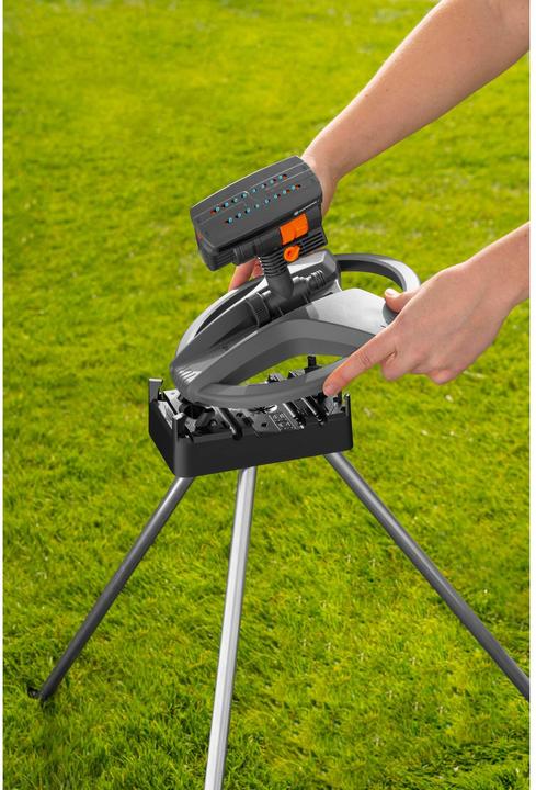 Immagine prodotto Gardena Treppiede per irrigatori (Irrigatore quadrato, Irrigatore circolare, Impianto sprinkler, Irrigatori ad impulso, circolari e a settori)