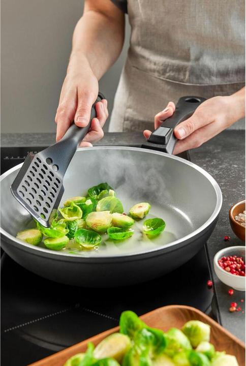 Actual product image Berndes Series B.PERFECT frying pan 28 cm non-stick coating INDUCTION (21.70 cm, Frying pan, Aluminium)