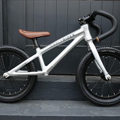Actual product image Early Rider Alley Runner 14" Road (14")