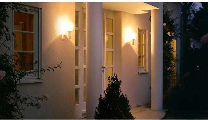 Actual product image Steinel Exterior wall light with movement (E27, IP44)