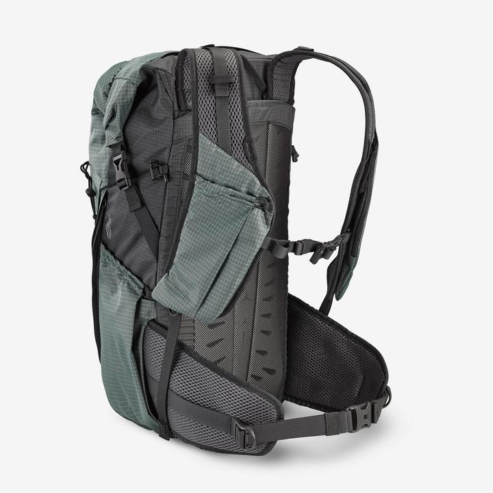 Actual product image Quechua MH500 (22 l)