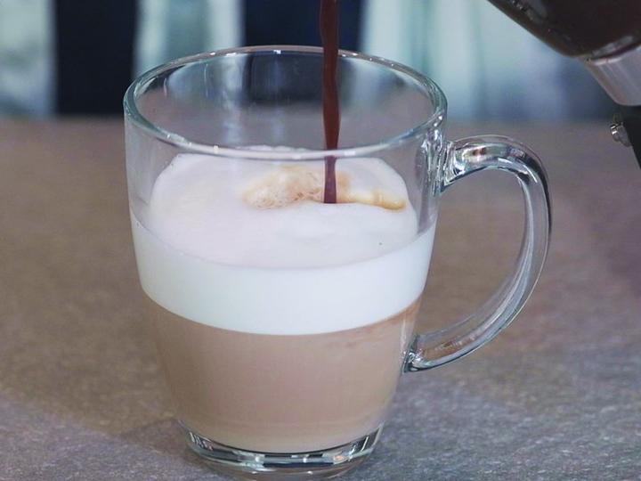 Immagine prodotto Beper BC.041N- macchina da caffè espresso elettrica- 3 bicchieri da caffè