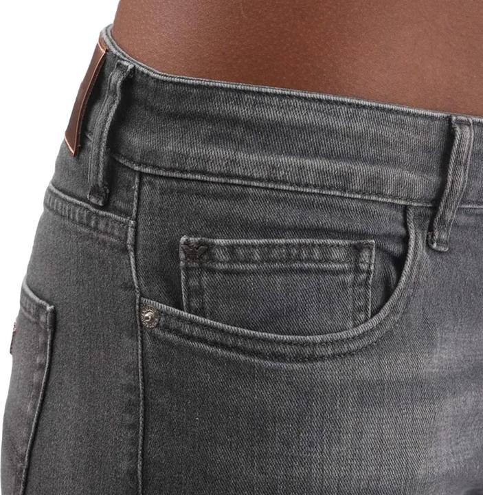 Actual product image Emporio Armani Womens/Ladies J60 Leather Patch Regular Jeans (26)
