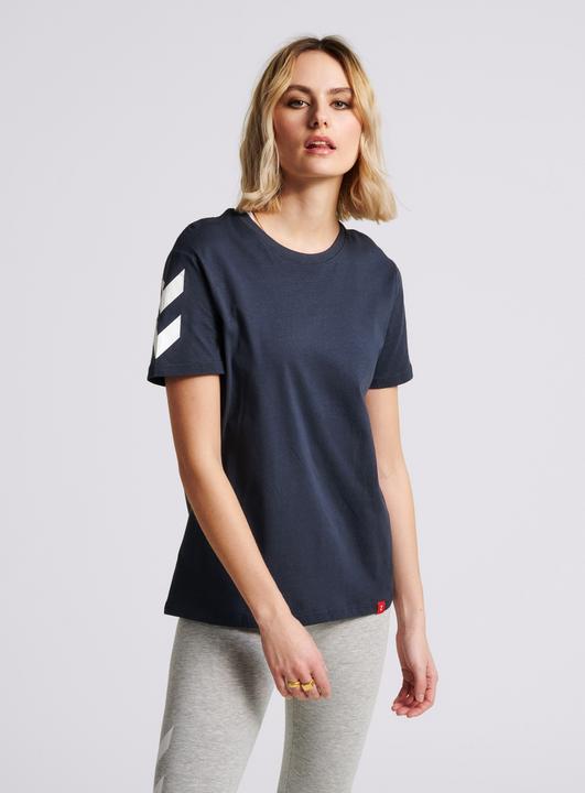 Actual product image hummel Legacy Chevron T-Shirt (S)