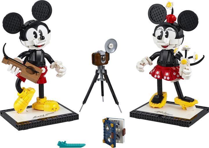 Actual product image LEGO Mickey Mouse and Minnie Mouse (43179, LEGO Disney, LEGO Rare Sets)