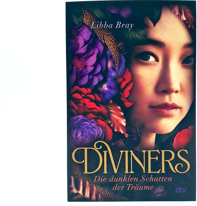 Produktbild Diviners – Die dunklen Schatten der Träume (Deutsch, Barbara Lehnerer, Bernadette Ott, Libba Bray, 2025)