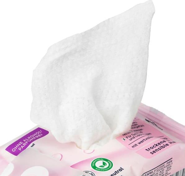 Actual product image dm Balea Cleaning wipes Nourishing 3in1 (Cleaning cloths, Make-up remover)