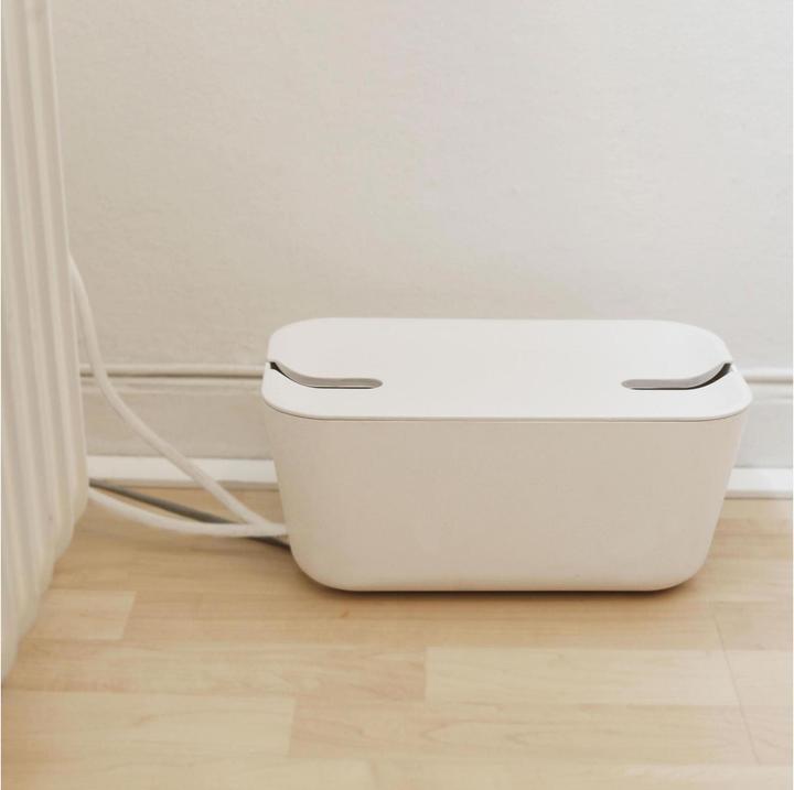 Actual product image Bosign Hideaway Cable Box Medium