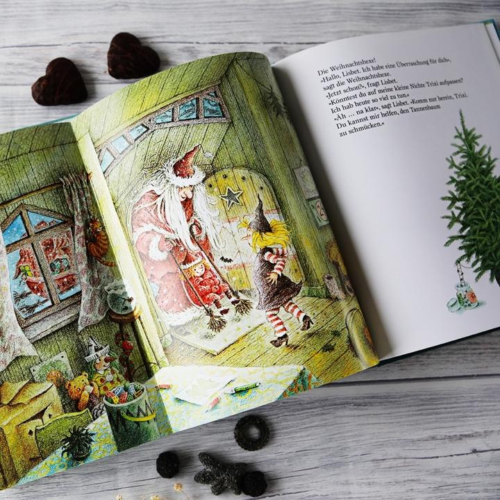 Actual product image Das grosse Buch der kleinen Hexe (German, Lieve Baeten, 2017)