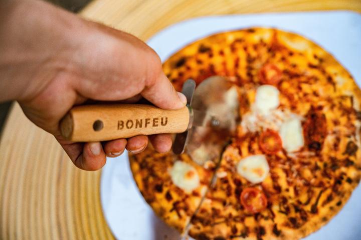 Productafbeelding Bonfeu Pizzasnijder - Pizzaroller - Roestvrij staal