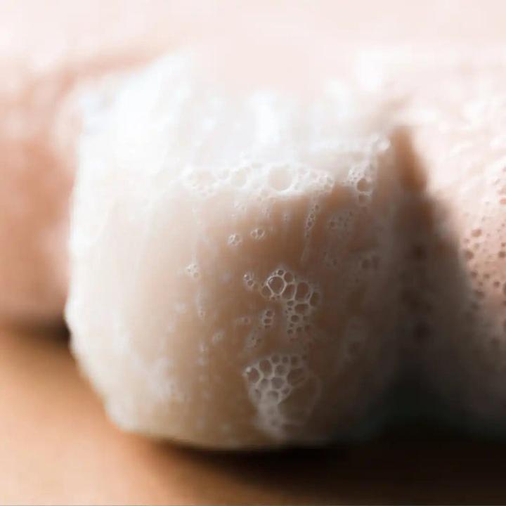Produktbild Endro Dermatologische Waschpflege für Gesicht & Körper Süssmandelduft fest (Hartseife, 85 ml)