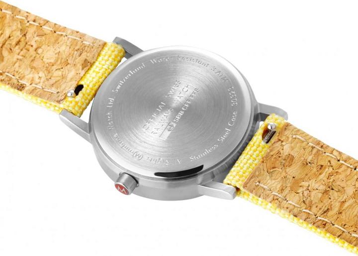 Actual product image Mondaine Classic 30 (Analogue wristwatch, 30 mm)