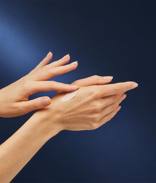 Image du produit NIVEA Cellulaire Expert Lift Soin de Nuit Anti-Age (50 ml, Crème de nuit)