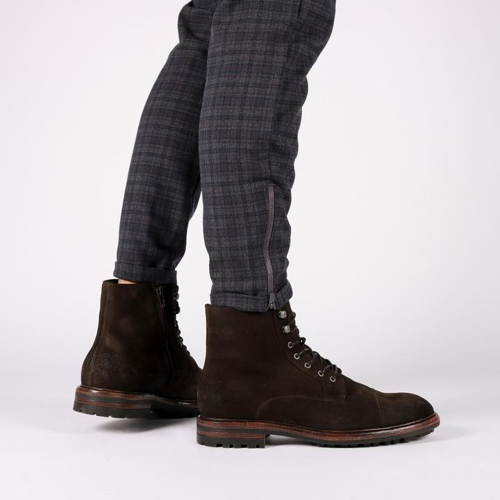 Actual product image Blackstone Top Suede (40)