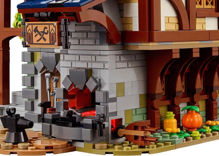 Produktbild LEGO Mittelalterliche Schmiede (21325, LEGO Ideas, LEGO Seltene Sets)