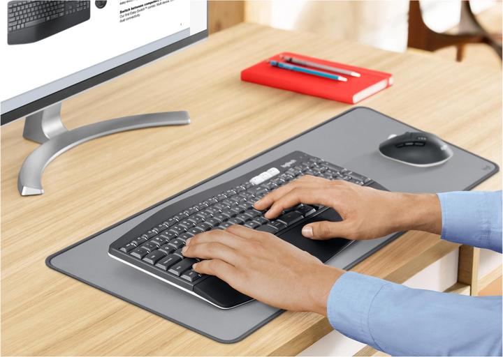 Produktbild Logitech Desk Mat Studio (Wide)