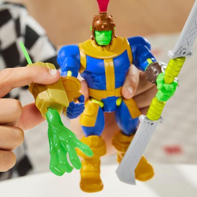 Actual product image Hasbro MixMashers Marvel Thanos individualisierbare Avengers Mix-And-Match Deluxe Action-Figur & Accessoire