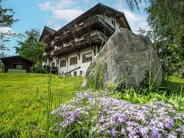 Actual product image Smartbox 2 nights with regional breakfast and sauna in the Surselva region (2 pers.)