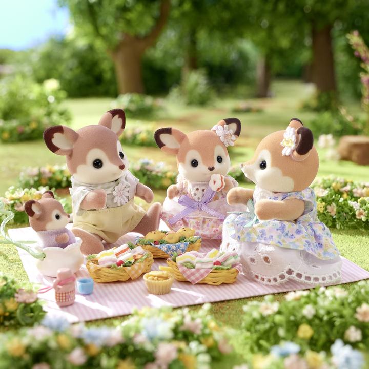 Actual product image Sylvanian Families Reh Familie