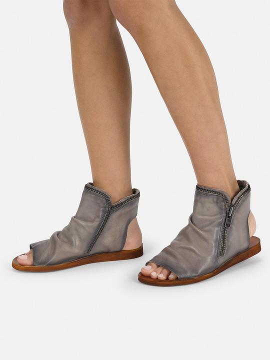 Actual product image Felmini The wide fit CAROLINA W095 combines style and comfort and has been specially designed for people who (38)