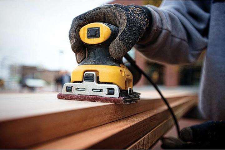 Actual product image DeWalt DWE6411QS (Sander, 230 W)