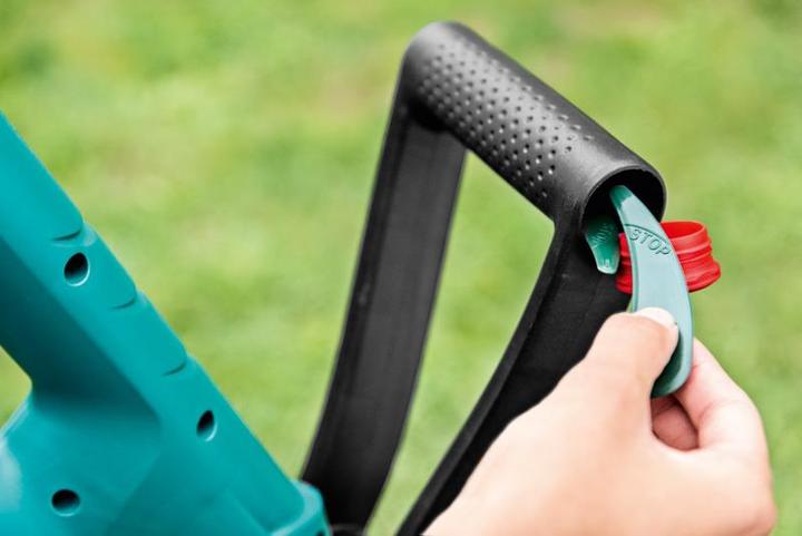 Produktbild Bosch Home & Garden ART 23-10.8 LI - mit Akku/Ladegerät (Kunststoffmesser)