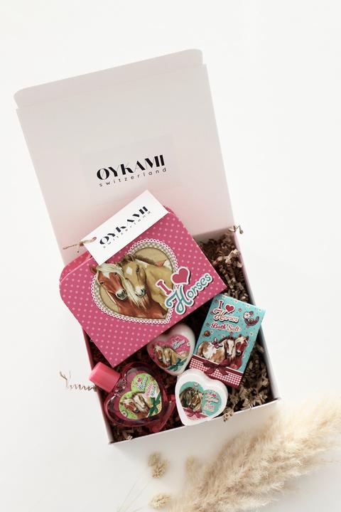 Oykami Geschenkbox Mädchen "I love horses" mit Koffer (Körperpflegeset)