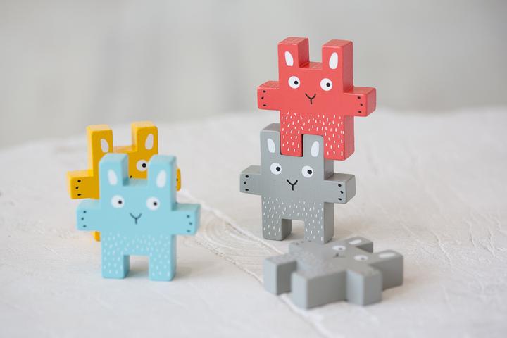 Actual product image Goula Stacking game (German)