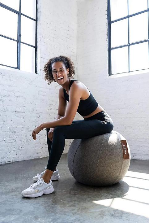 Actual product image Stryve Active 65 cm exercise ball (65 cm)
