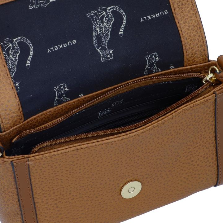 Actual product image Burkely Keen Keira shoulder bag leather 18 cm