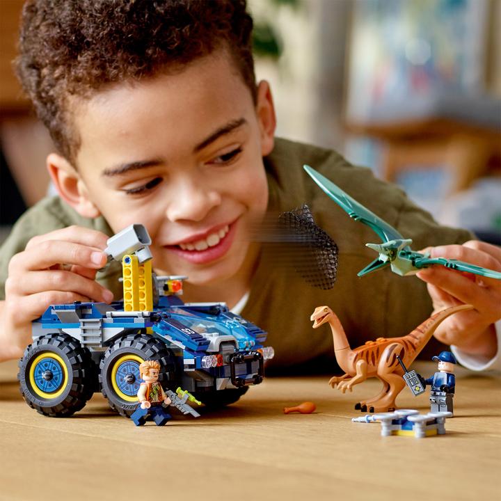 Produktbild LEGO Ausbruch von Gallimimus und Pteranodon (75940, LEGO Jurassic World)