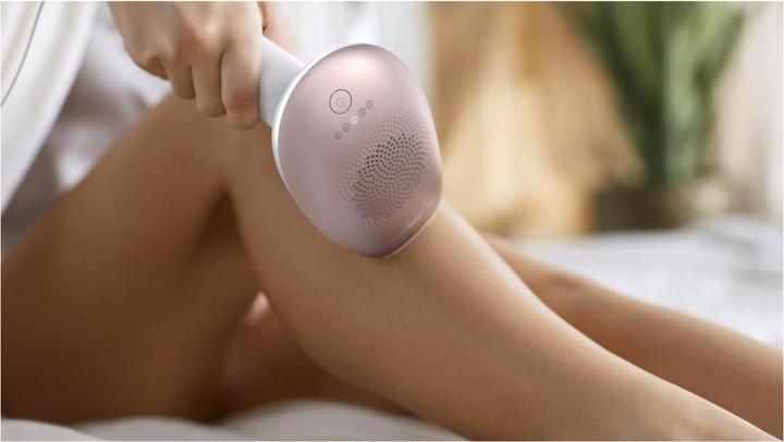 Actual product image Philips Lumea IPL Series 7000