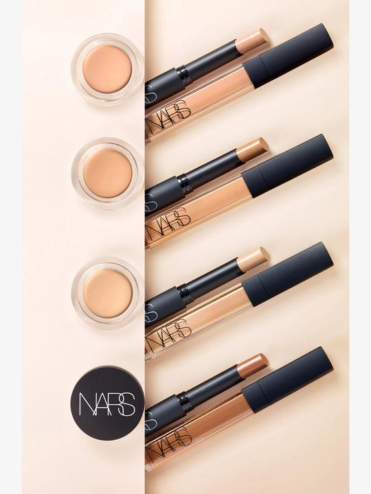 Actual product image NARS Cosmetics Soft Matte Complete (Custard)
