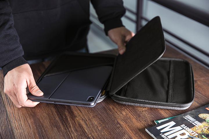 Actual product image tomtoc Smart A06 (9.7-11") Tablet Case (Microsoft Surface Go, iPad Air, iPad Pro 10.5 2017 (1. Gen), iPad Pro 11 2018 (1. Gen), iPad Pro 11 2020 (2. Gen), iPad Air 2020 (4. Gen), iPad Air 2022 (5th Gen))
