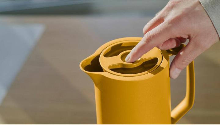 Actual product image Emsa MOTIVA Vacuum Jug 1L Mustard Yellow (1 l)