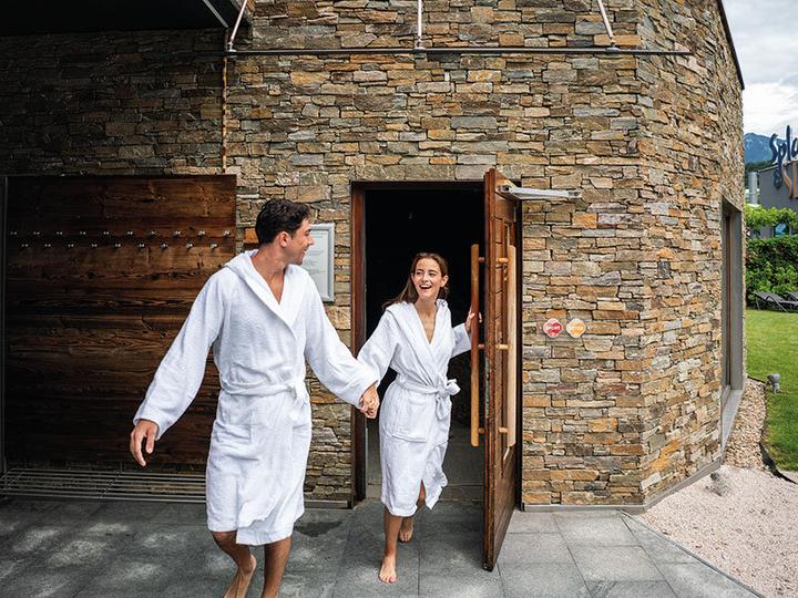 Produktbild Smartbox Wellness in den Bergen: 2 Übernachtungen mit Spa und Massage für 2 (2 Pers.)